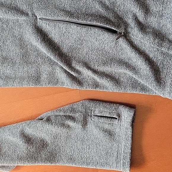 Duluth Trafing Co. Fleece - Picture 2 of 3